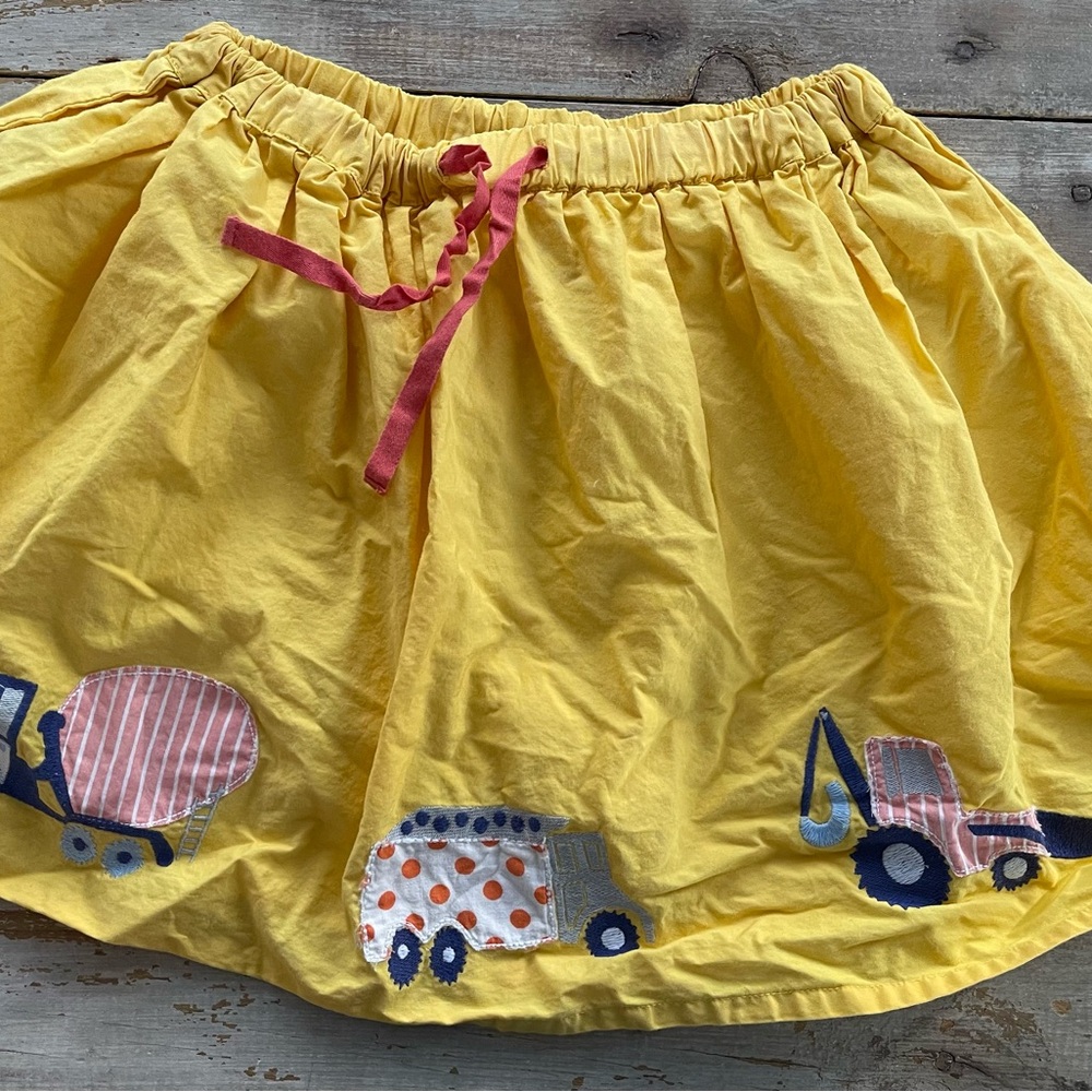 Piccolina yellow construction vehicles skirt - size 8